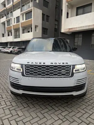 Land Rover Range Rover 3.0L V6 Supercharged 2019 White