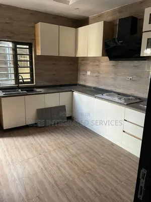 4bdrm Townhouse / Terrace in Anthony Estate for rent