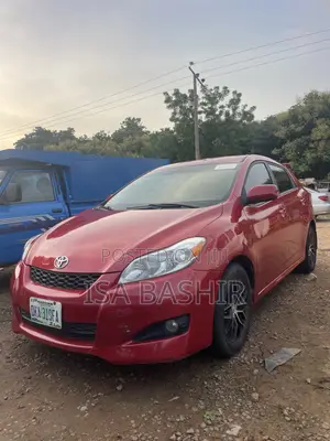 Toyota Matrix S Hatchback FWD (2.4L 4cyl 5A) 2013 Red