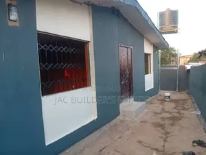 Furnished 6bdrm Block of Flats in Evergreen, Ibadan for sale