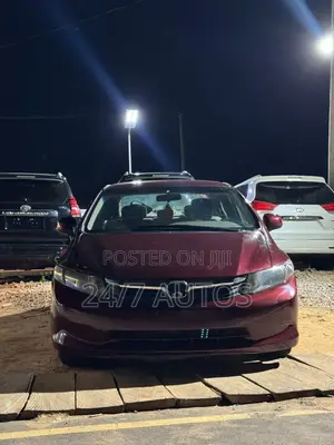Honda Civic 2013 Maroon
