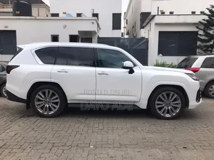 Lexus LX 2023 White