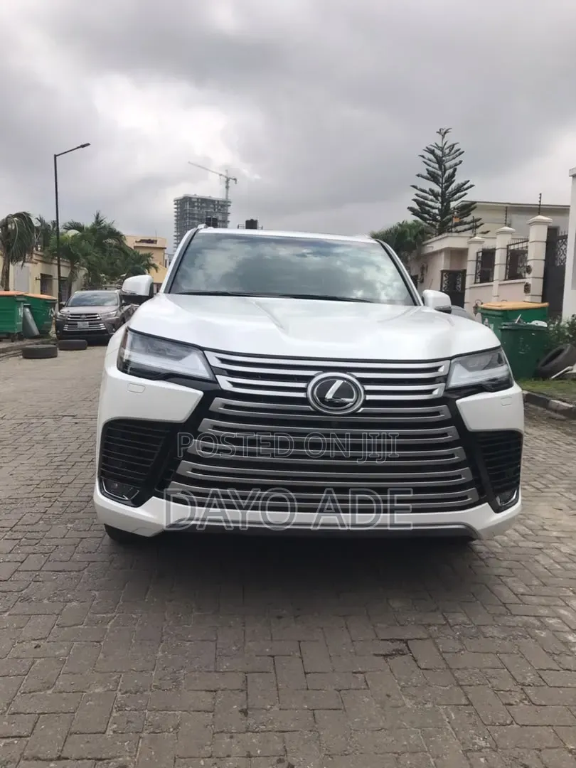 Lexus LX 2023 White