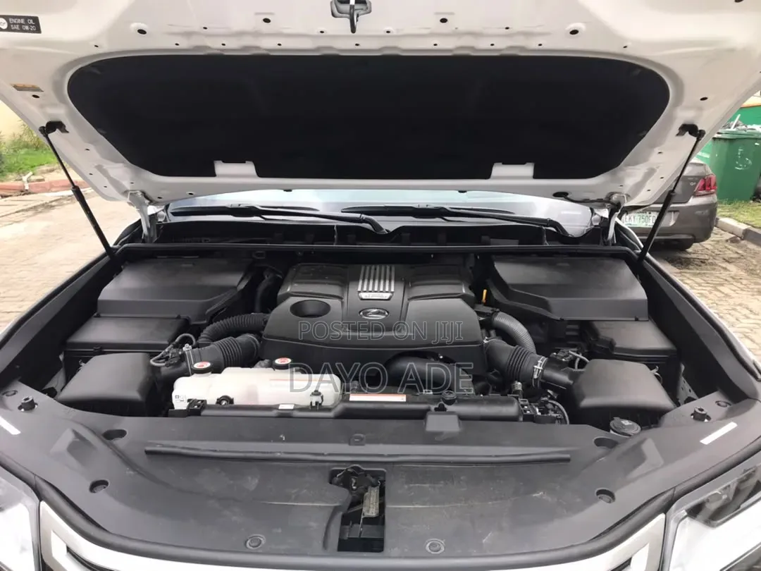 Lexus LX 2023 White