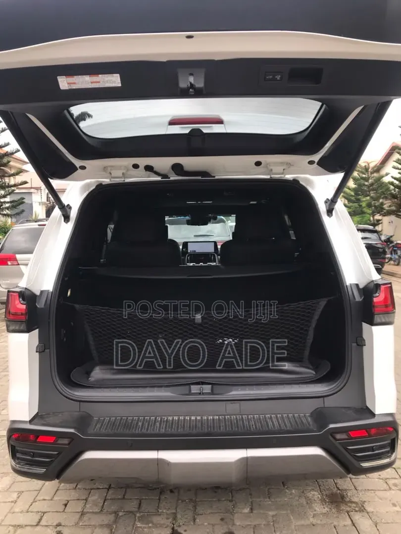 Lexus LX 2023 White