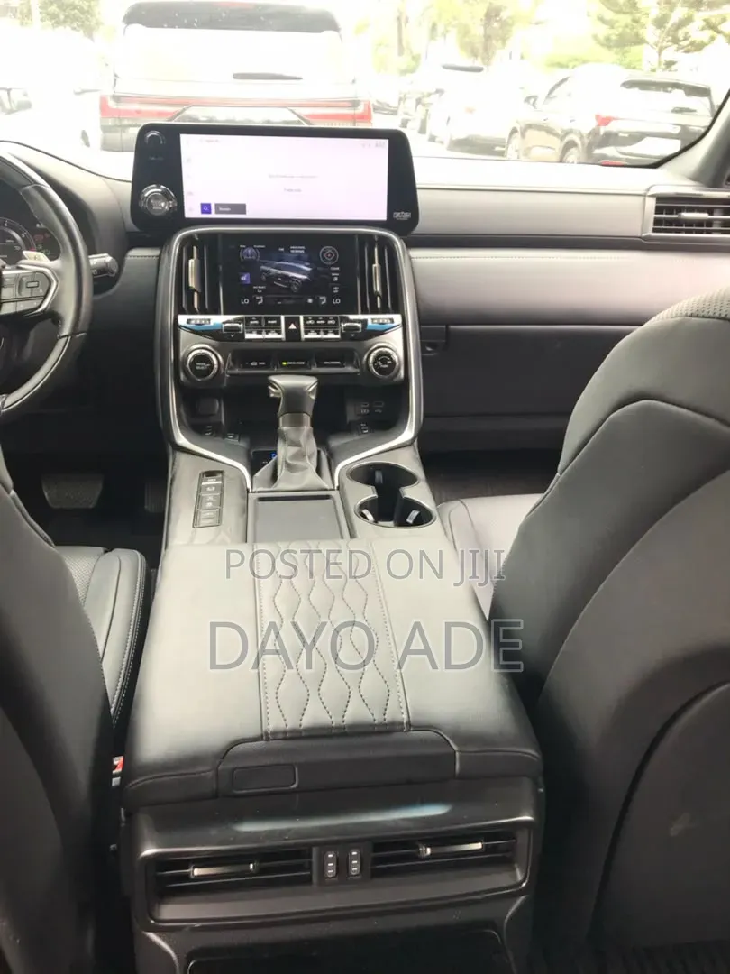Lexus LX 2023 White