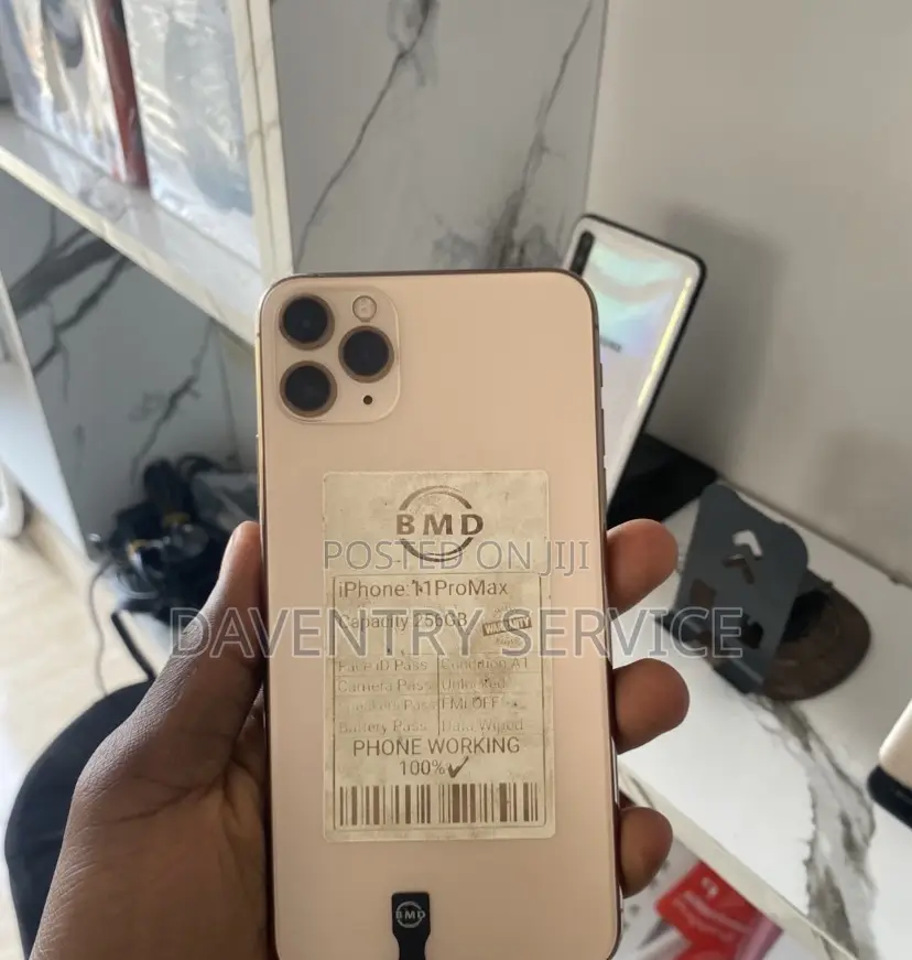 Apple iPhone 11 Pro Max 256 GB Gold