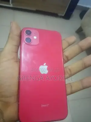 Apple iPhone 11 64 GB Red