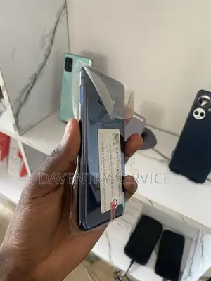 Samsung Galaxy S10e 128 GB Blue
