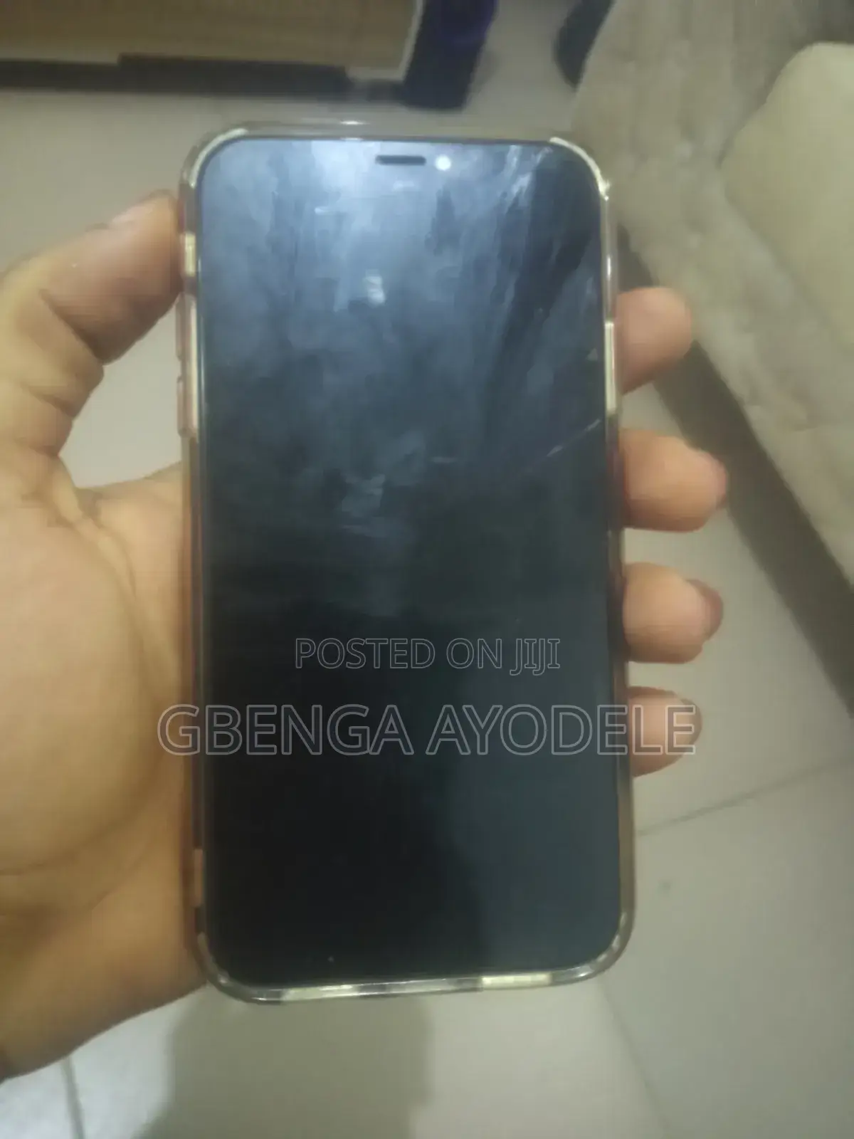 Apple iPhone 11 64 GB Red