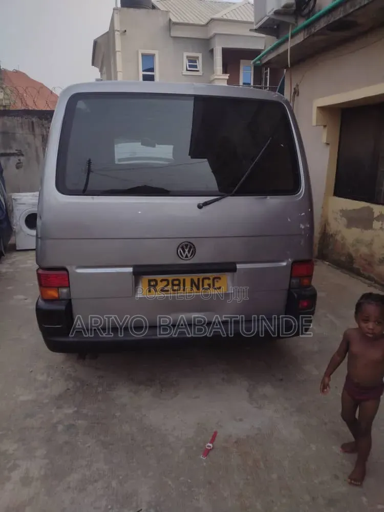 Volkswagen Transporter 1999 Grey