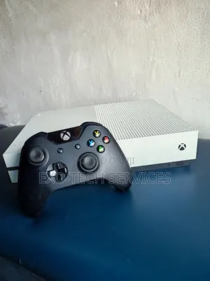 Xbox One S Slim With Controller