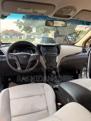 Hyundai Santa Fe 2017 White