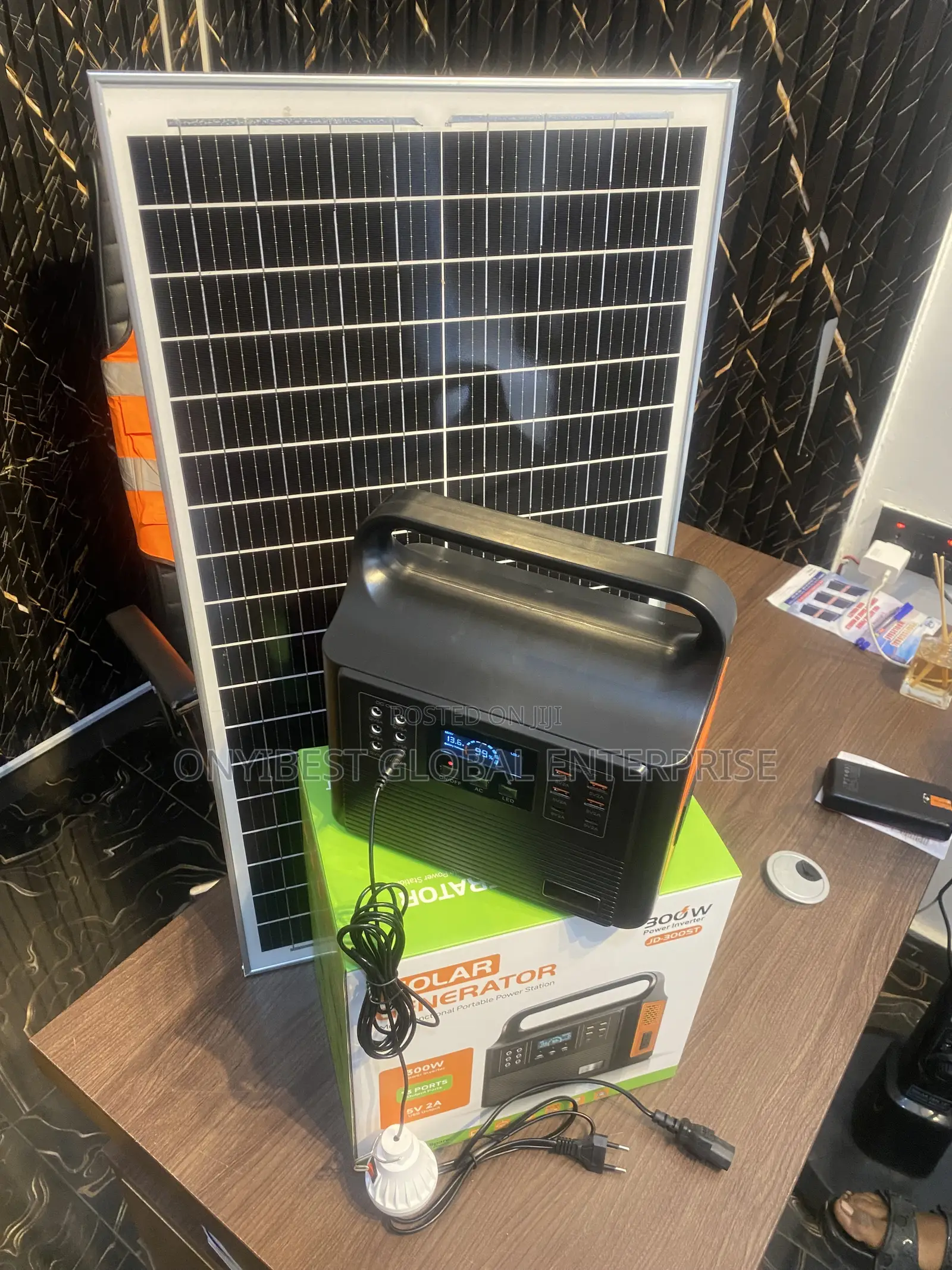 Solar Generator With Free LED Bulb
