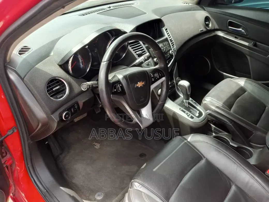 Chevrolet Cruze 2015 Red