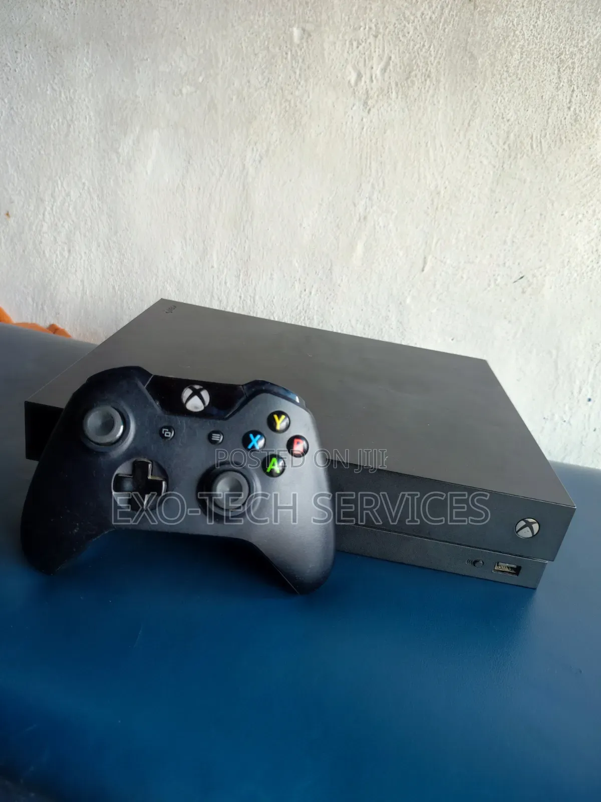 Xbox One X 1TB With Controller