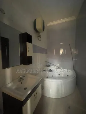 5bdrm Duplex in Parkview Estate for rent