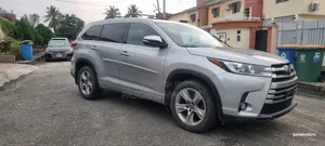 Toyota Highlander 2017 Silver
