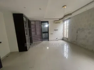 5bdrm Duplex in Banana Island Ikoyi for rent