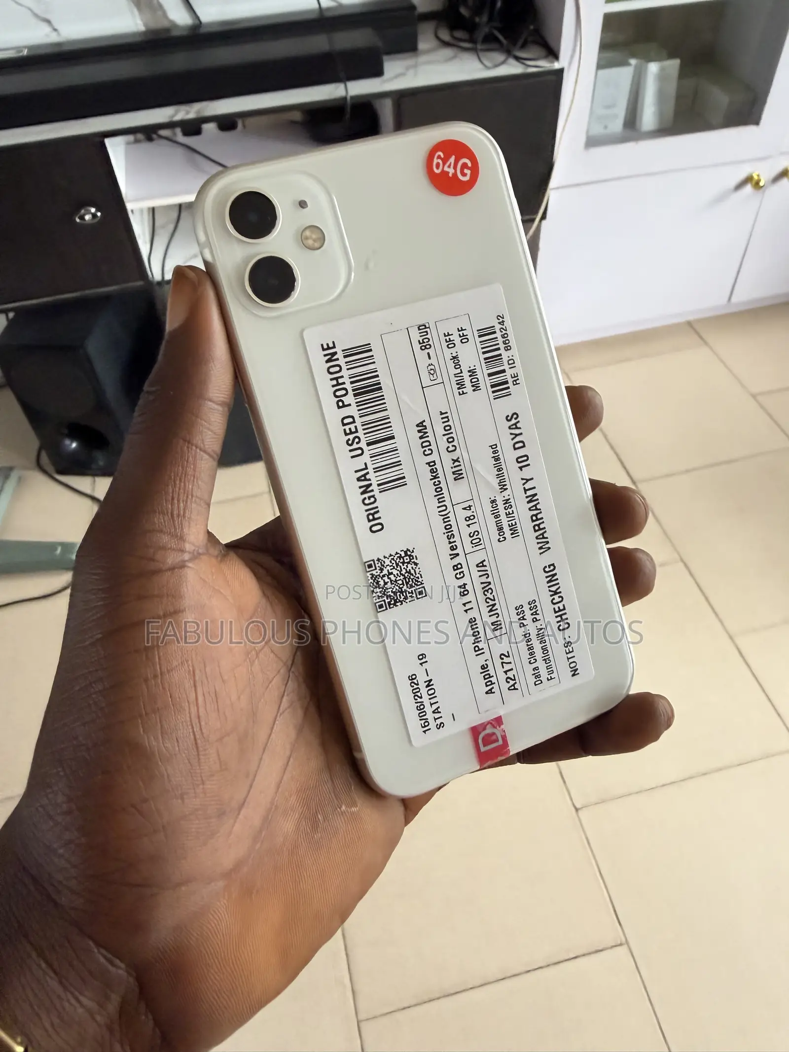 Apple iPhone 11 64 GB White