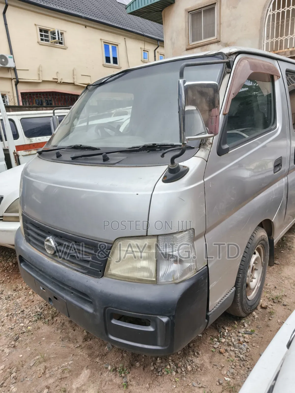 Nissan Caravan (Urvan) 2011 Grey