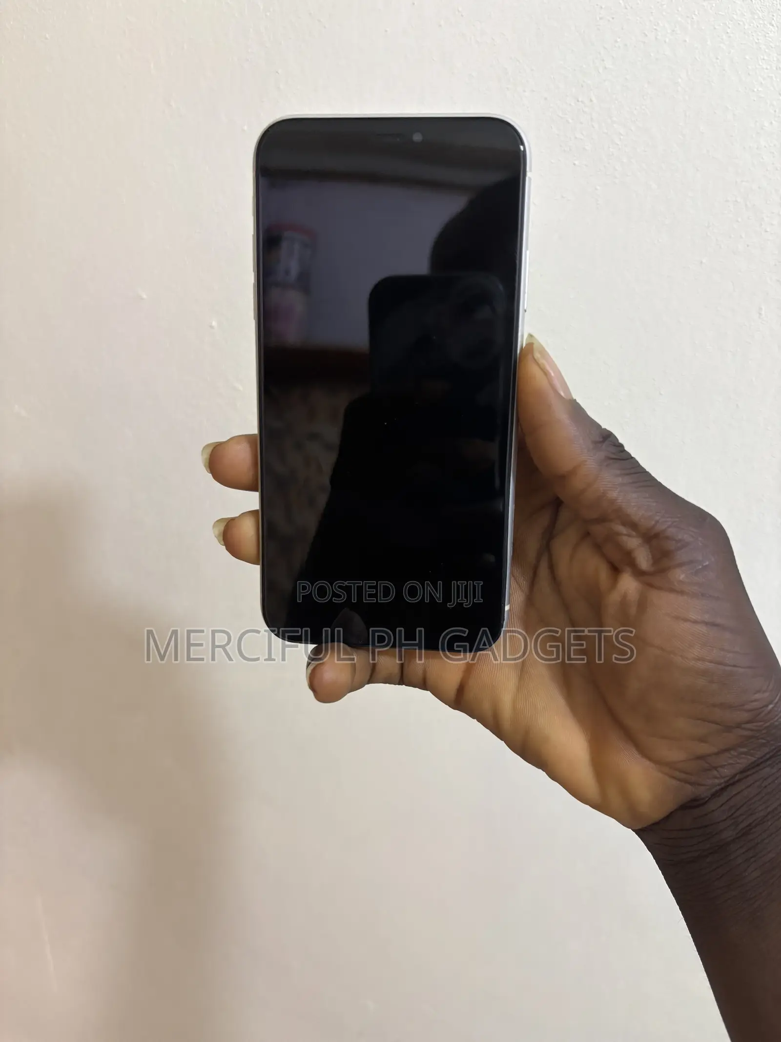 Apple iPhone XR 64 GB White