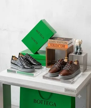 PROMO SALE – Luxury Sneakers Sizes 40 – 45