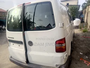 Volkswagen Transporter 2007 White