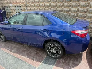 Toyota Corolla 2014 Blue