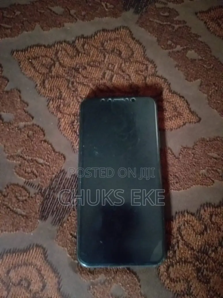 Apple iPhone XS 64 GB Black