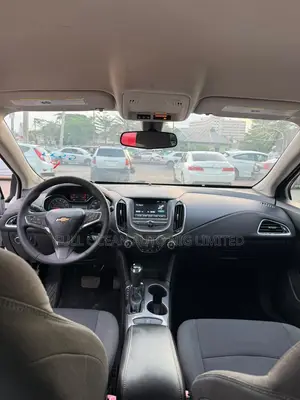Chevrolet Cruze LT Auto 2017 White