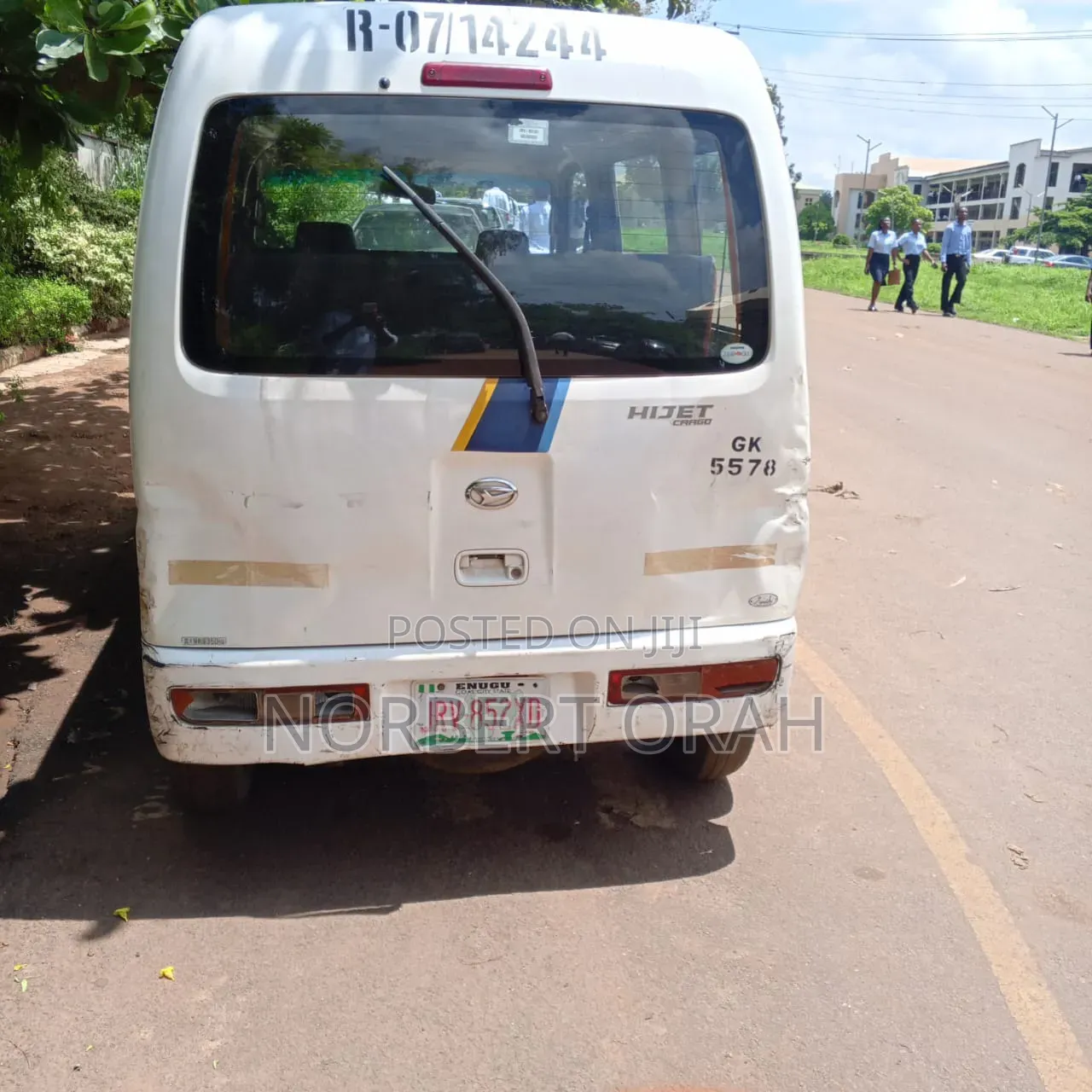Daihatsu Hijet 2010 White