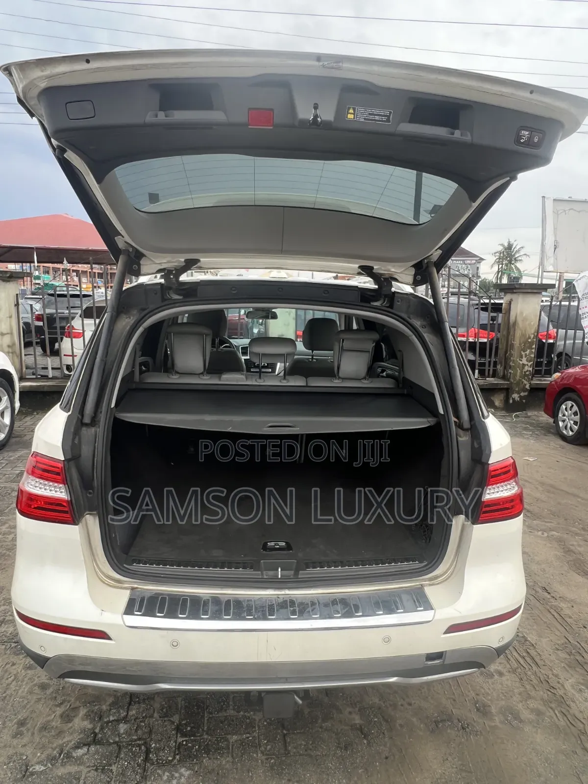 Mercedes-Benz M Class 2012 White