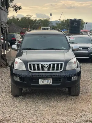Toyota Land Cruiser Prado 2010 Black