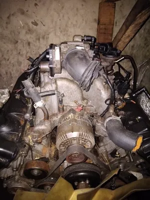 V8 Ford Engine 4.6 Available