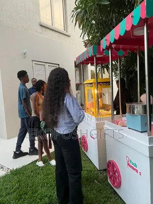 Popcorn and Candy Floss