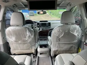 Toyota Sienna 2012 Black