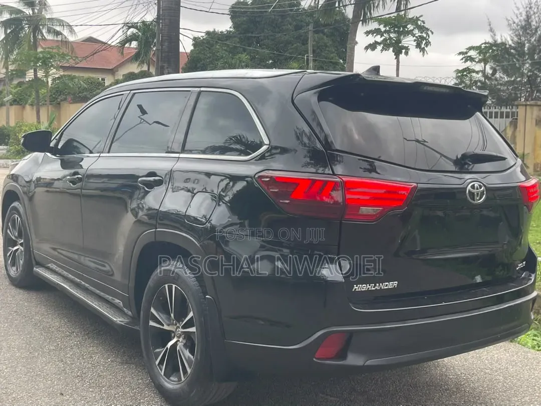 Toyota Highlander 2014 Black