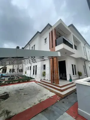 5bdrm House in Mega Mound, Ikota for rent