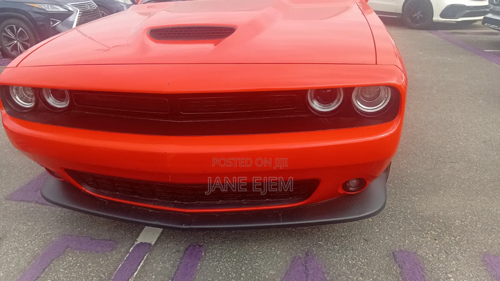 Dodge Challenger 2022 Red