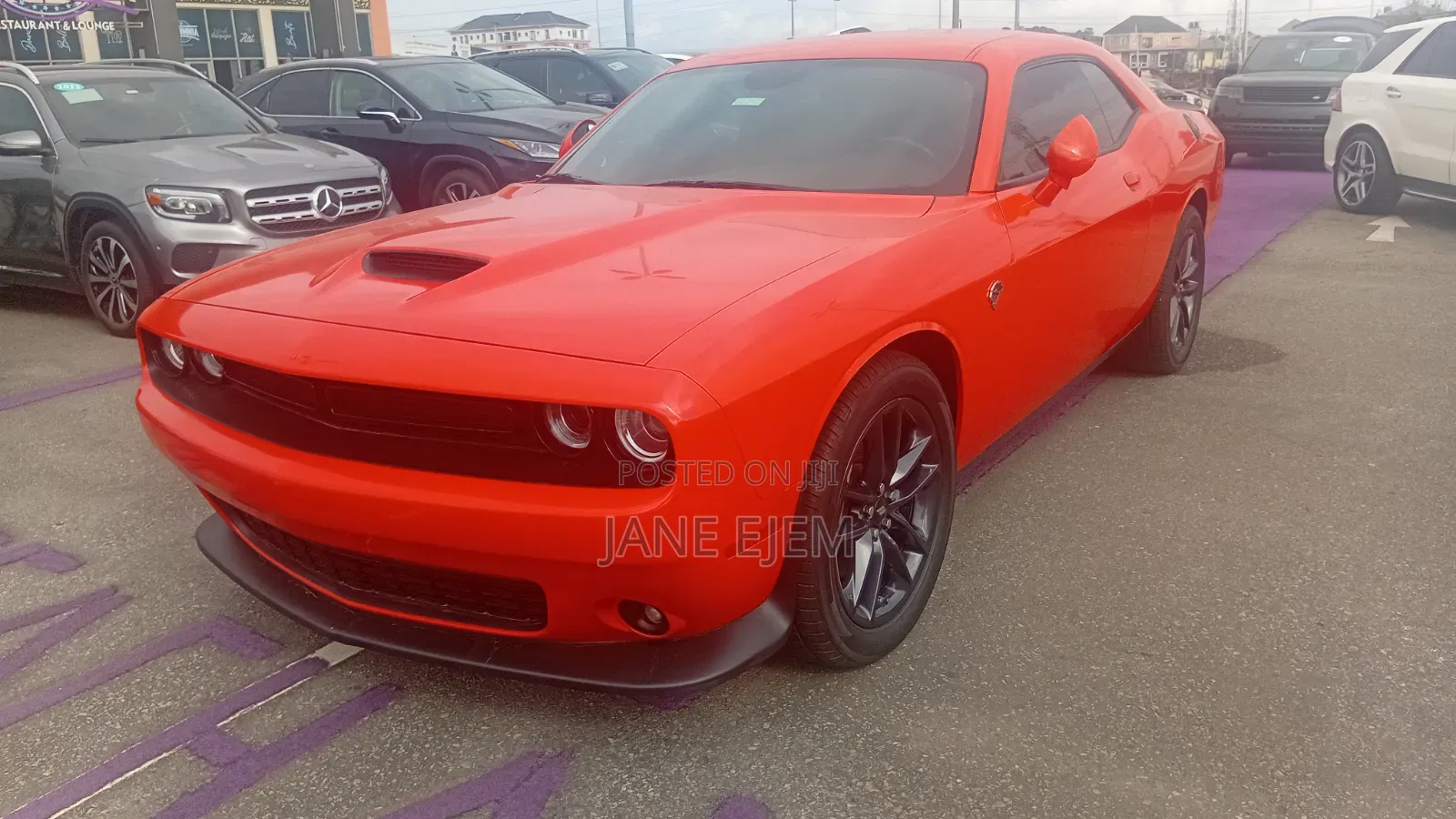 Dodge Challenger 2022 Red