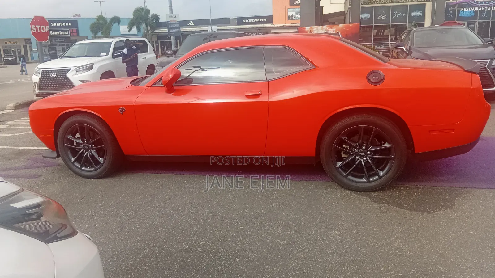 Dodge Challenger 2022 Red