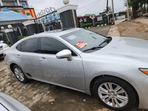 Lexus ES 2014 Silver