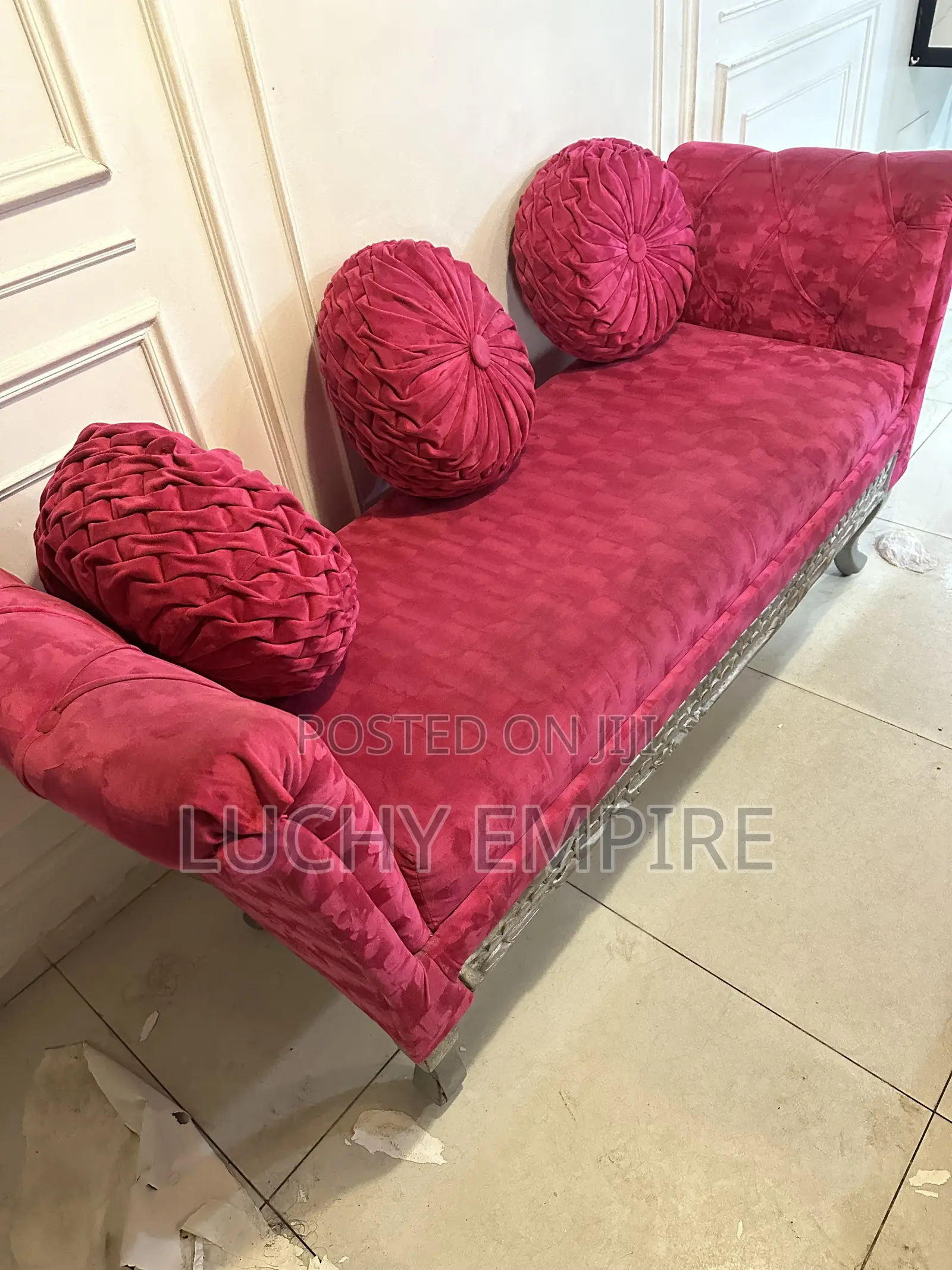 Luxury Reception Sofa Set – Used