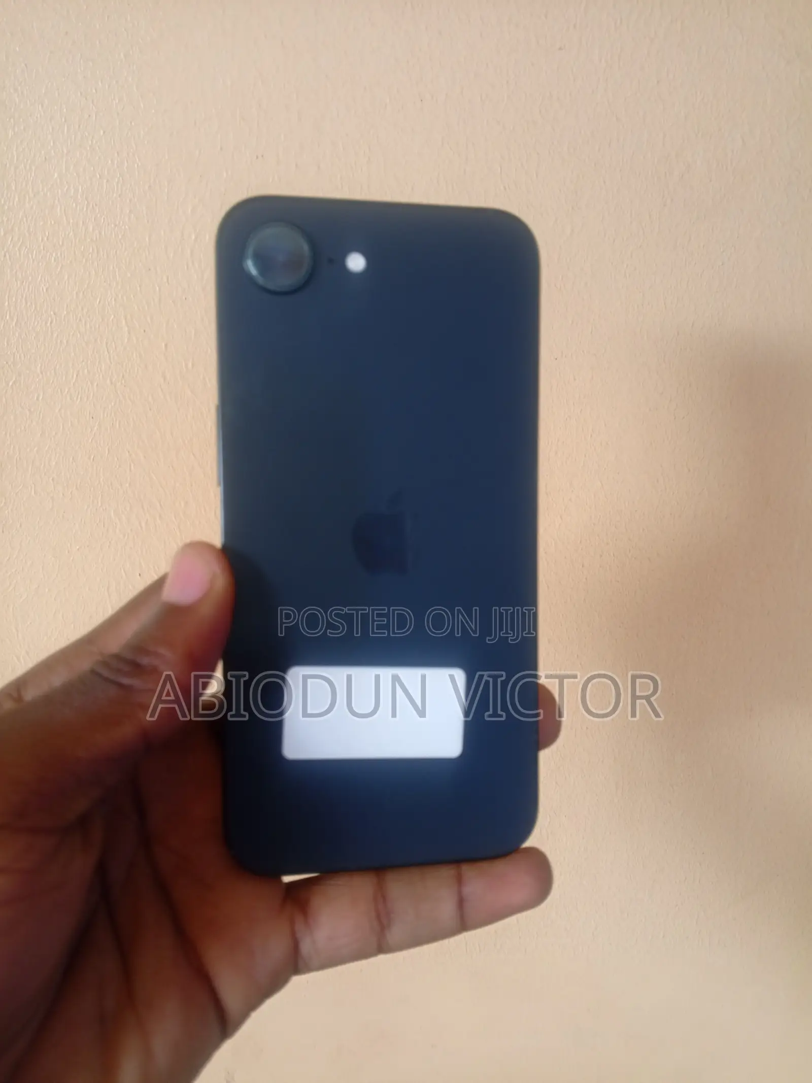 Apple iPhone 16e 128 GB Black