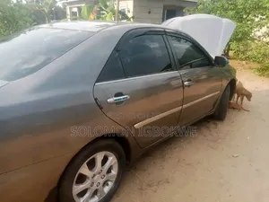 Toyota Camry 2014 Gray