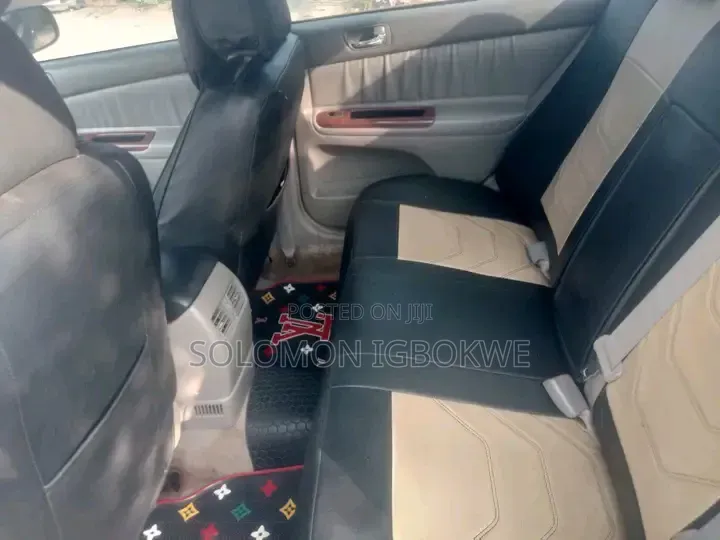 Toyota Camry 2014 Gray