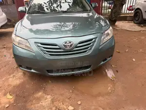 Toyota Camry SE 4dr Sedan (2.4L 4cyl 5A) 2008 Green