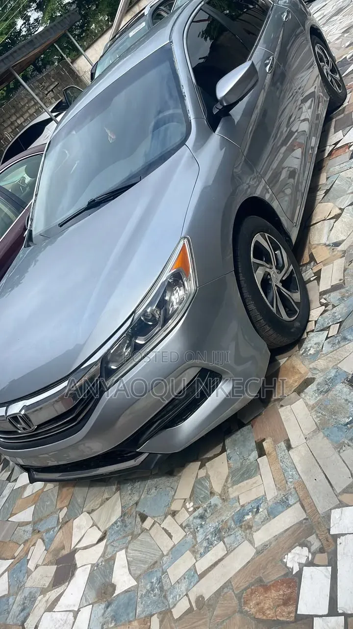 Honda Accord 2017 Silver