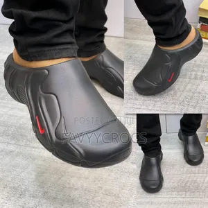 High Quality Nike Half Shoe